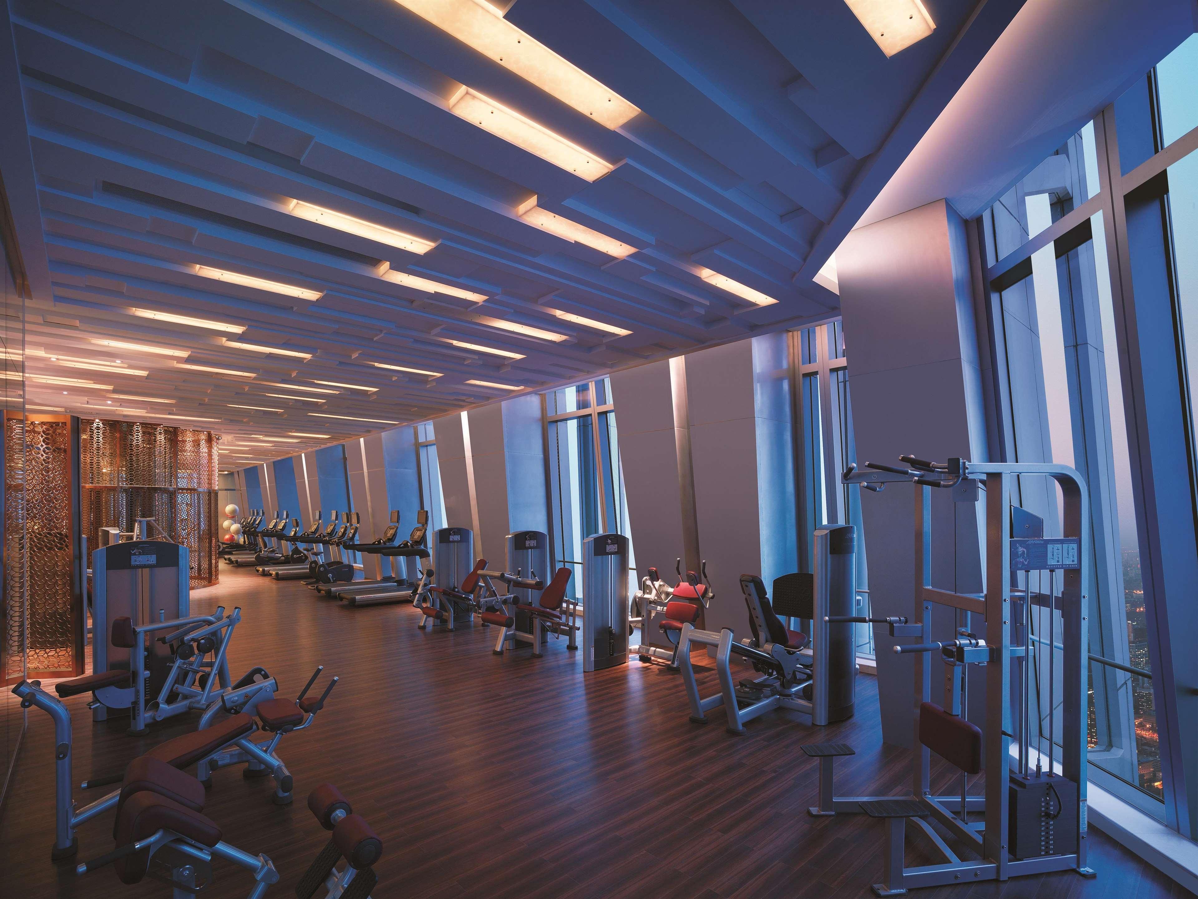 China World Summit Wing, Hotel 5*