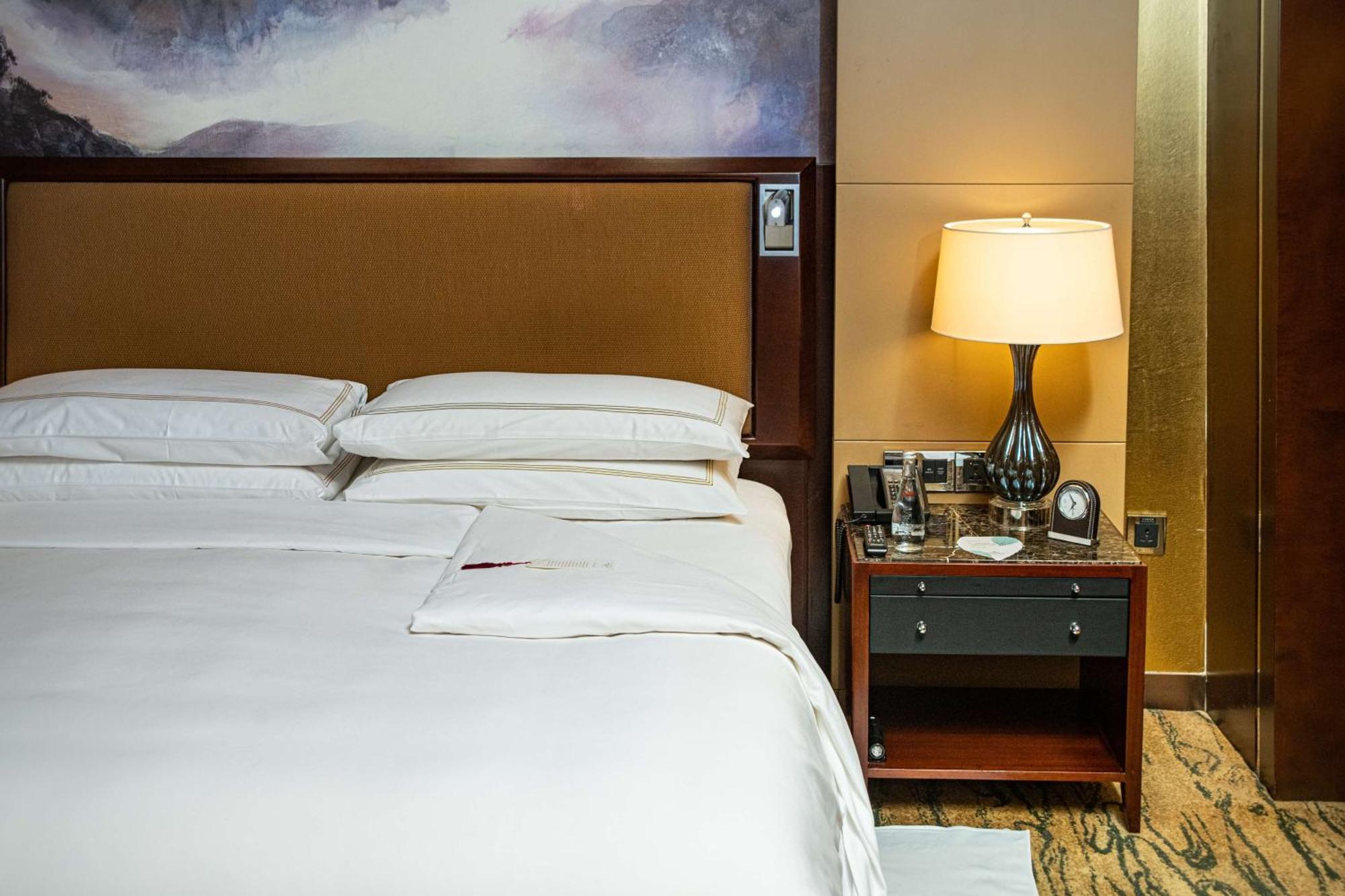 Hotel China World Summit Wing,