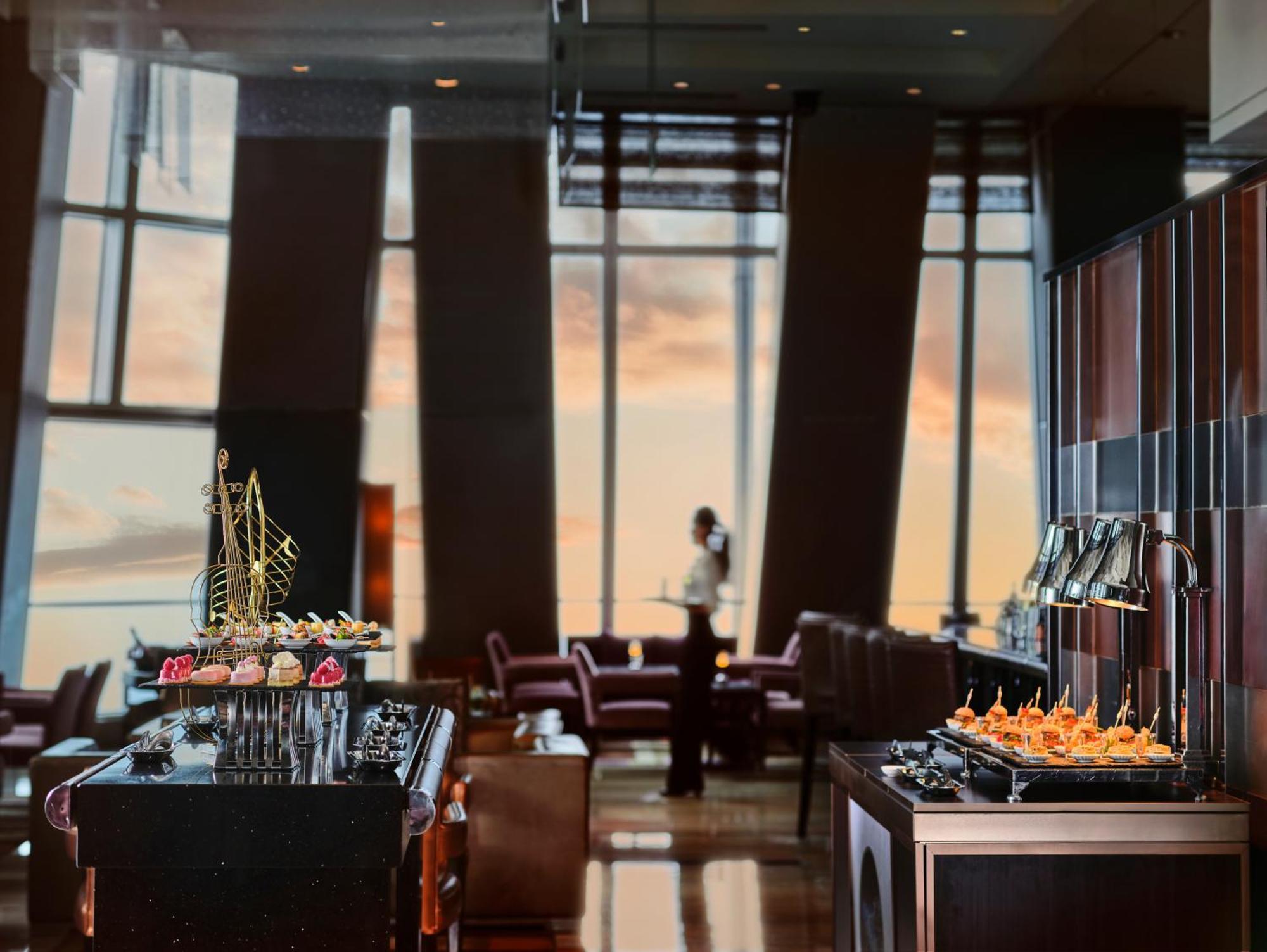 Hotel China World Summit Wing, 5*