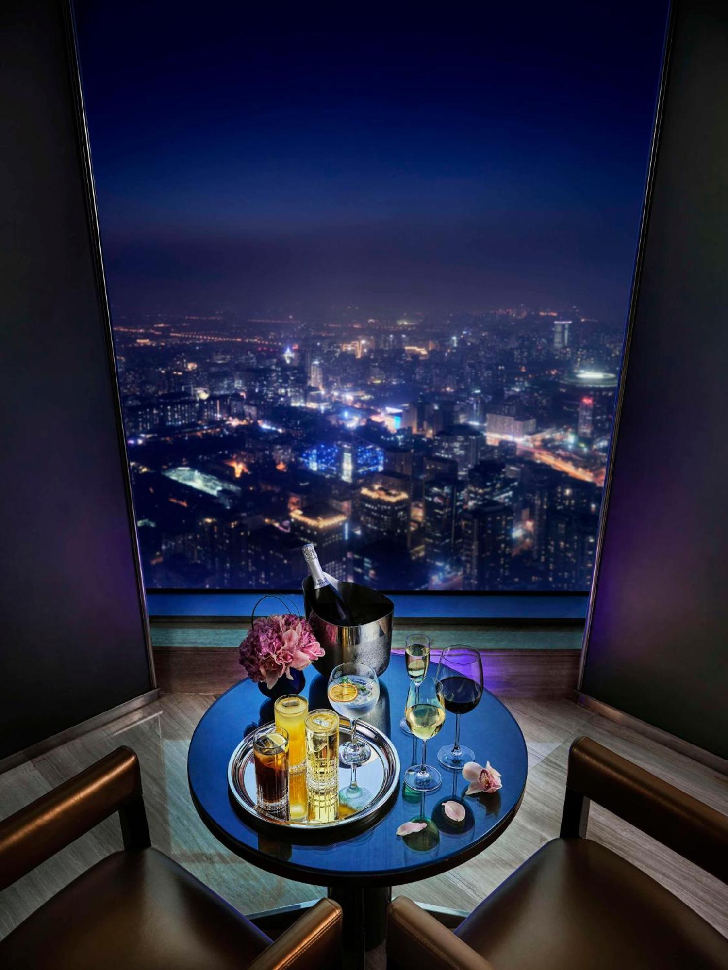 China World Summit Wing, Hotel Peking