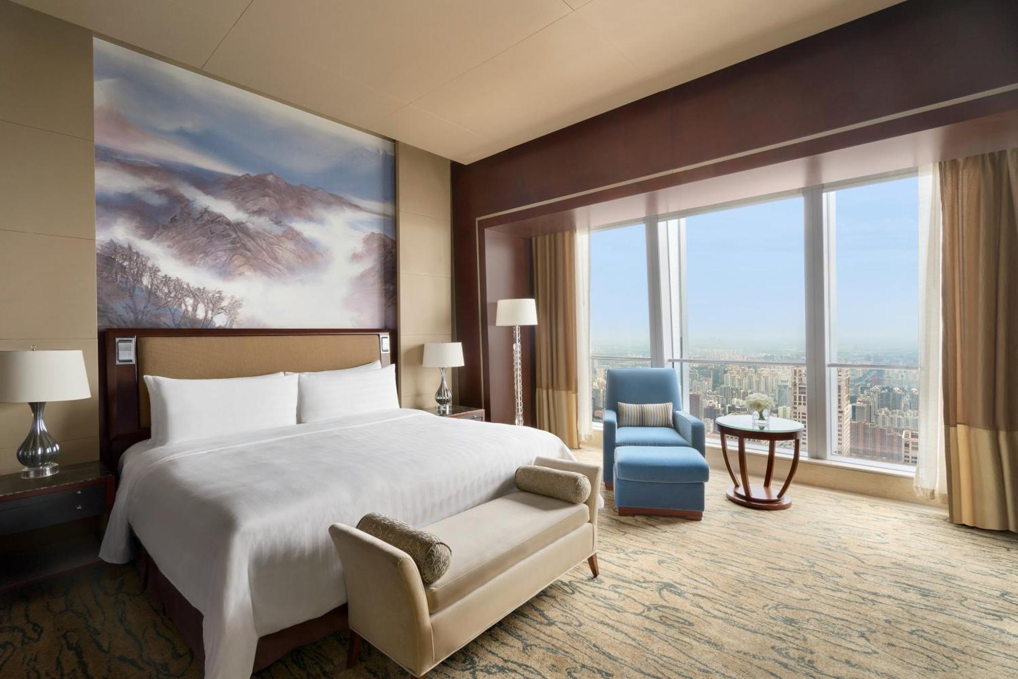 China World Summit Wing, Hotel Peking